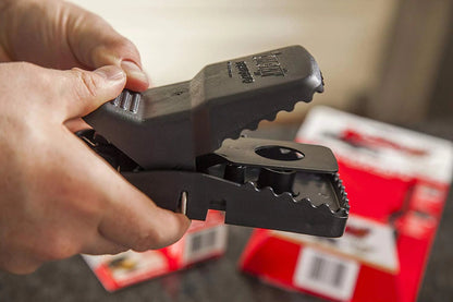 Motomco Tomcat Rat Snap Trap - rodenticidecanada.comLawn & Patiorodenticidecanada.com048745335216Snap - trap - 1