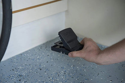 Motomco Tomcat Rat Snap Trap - rodenticidecanada.comLawn & Patiorodenticidecanada.com048745335216Snap - trap - 1